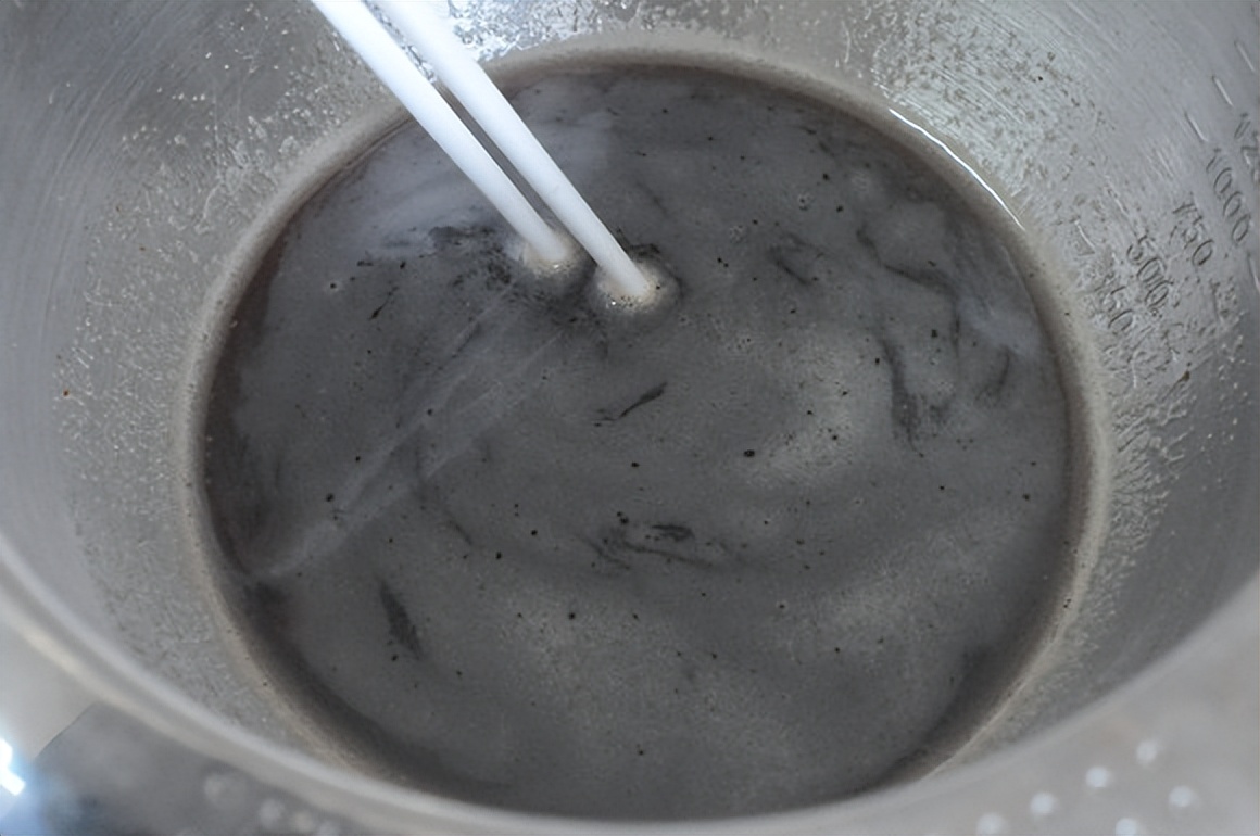 手脚冰凉试试它！面粉加它不用揉，锅中一蒸，柔软细腻香喷喷