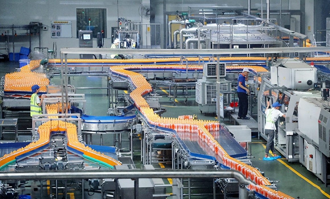 “中国魔水”的电解质赛道创新|专访健力宝董事长叶红汉