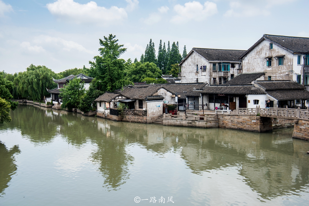 昆山工龄42年退休后拿多少养老金,昆山是养老比较好的城市