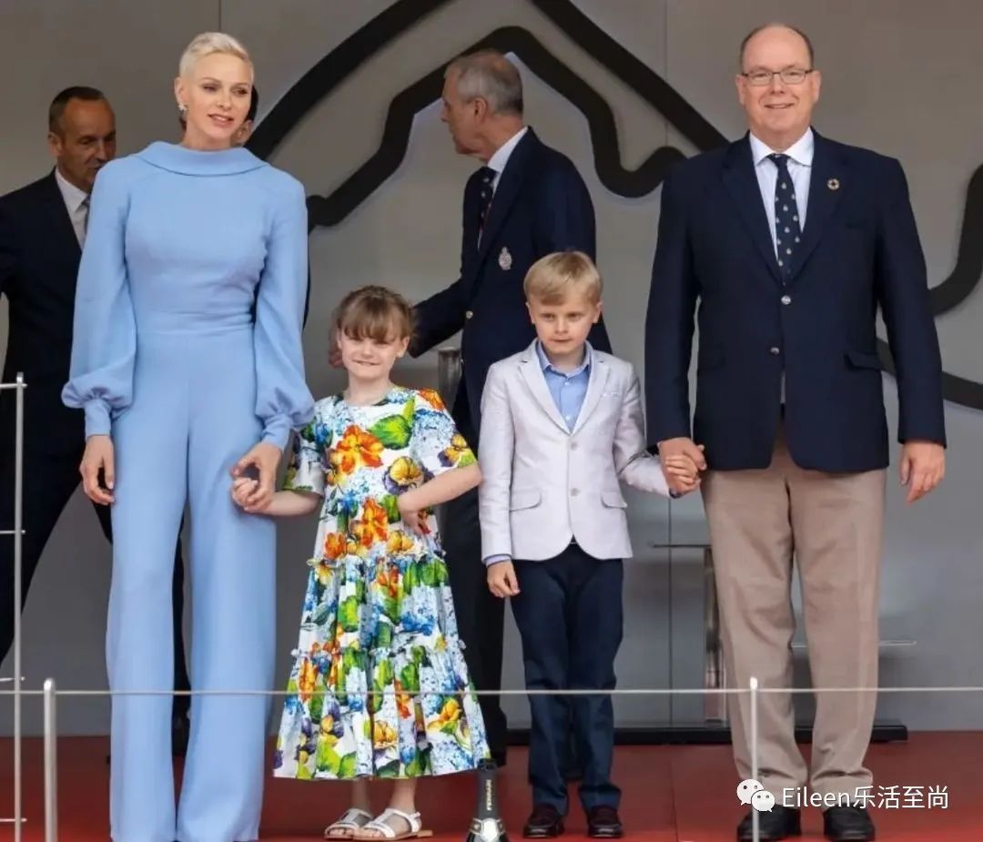 收钱才不离？70亿豪门夫妇为什么难破婚变传言？