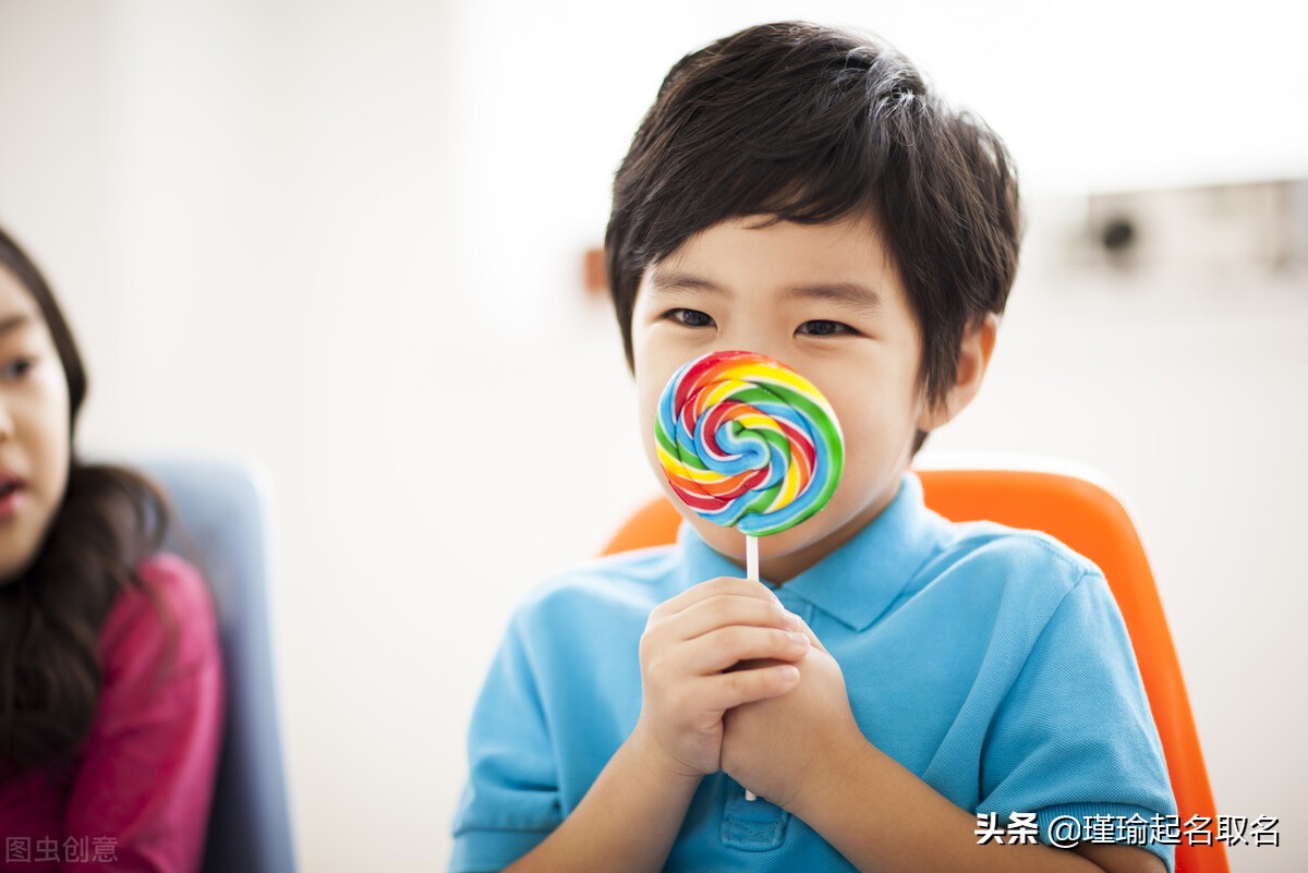 暄字做男孩名字的寓意,带暄字的男孩名字