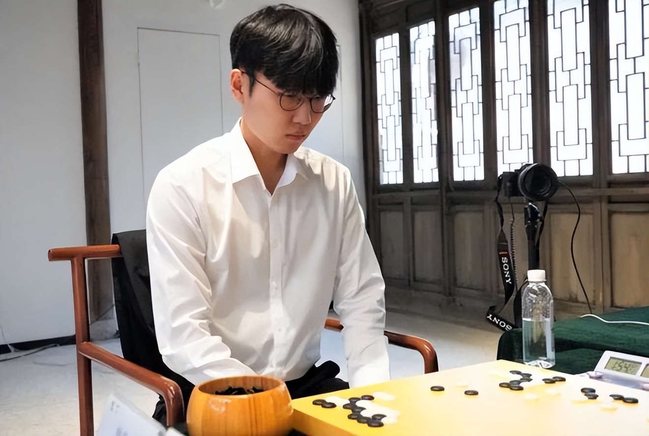 韩国评王星昊战胜申真谞,王星昊胜申真谞复盘