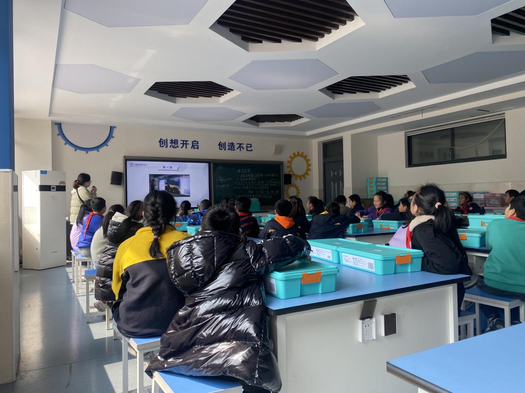 乔司小学,乔司启文小学和杭海路小学