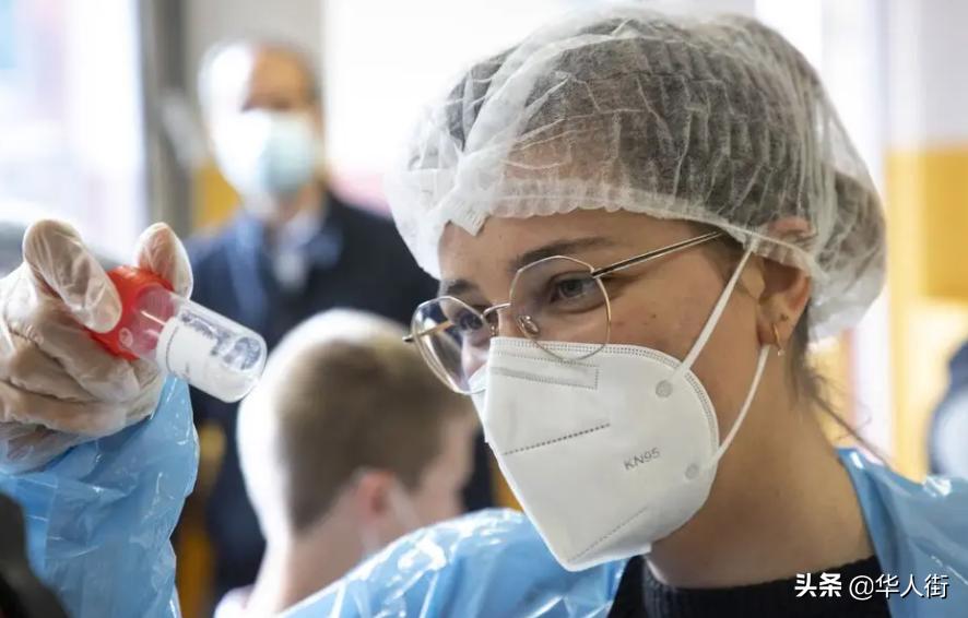 日增6.6万！奥米克戎又出现新变种？法国官宣唾液检测不靠谱