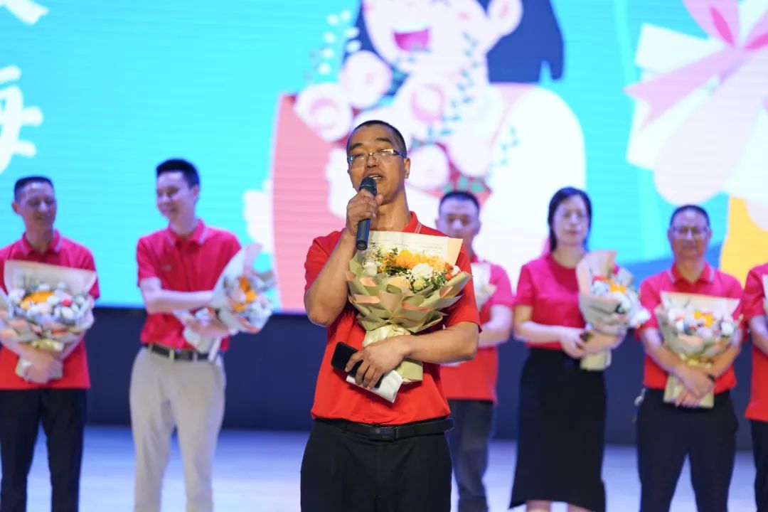 重庆市江北中学毕业典礼|情系江中青云万里