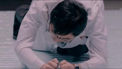 日本人造的怪物,日本人杀死蟑螂