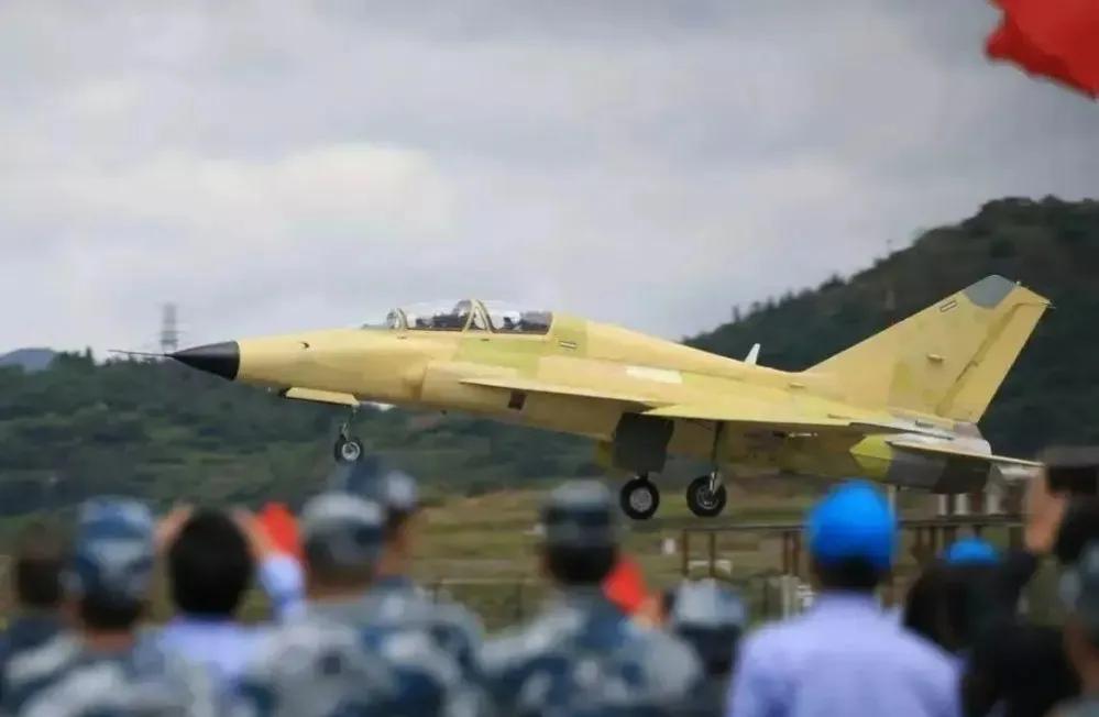 G-4“超海鸥”的接班人构想：FTC-2000G