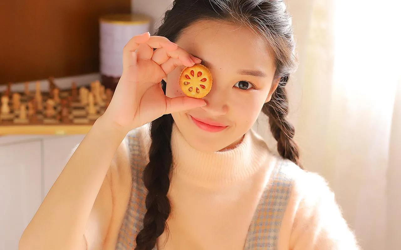 闺蜜的男朋友给她的生日礼物,闺蜜生日送了一个男朋友