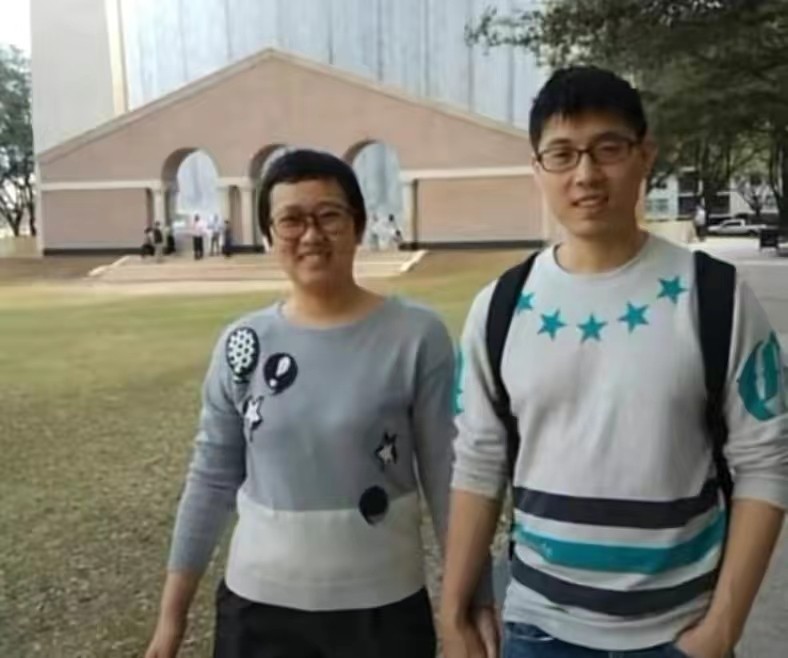 上海女博士花15万赴美抗癌病逝，一年后丈夫再恋爱，被网友痛骂