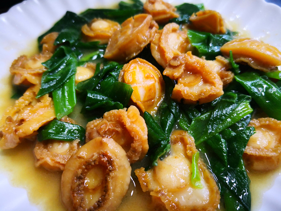 夏天，吃猪肉、牛肉不如吃鲍鱼肉，比鱼肉更鲜美，营养好吃不上火