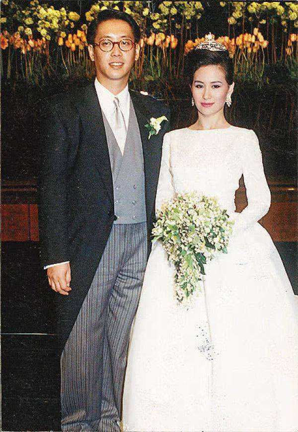 何超琼陈百强往事,吴小莉陈百强何超琼往事