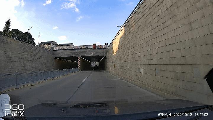 4k行车记录仪哪个好用,4k行车记录仪够用吗