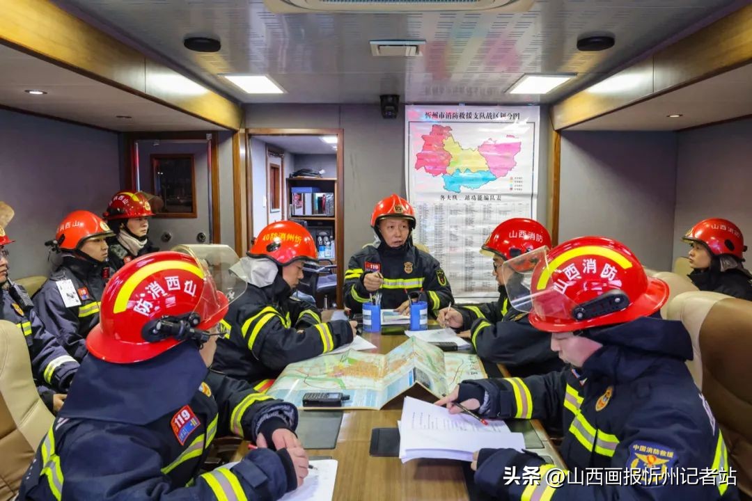 大型商业综合体消防演练任务分工,忻州消防开展无预案拉动实战演练