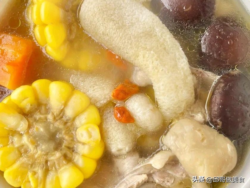冬天最好吃的炖鸡汤,冬天炖什么鸡汤老小都可以吃