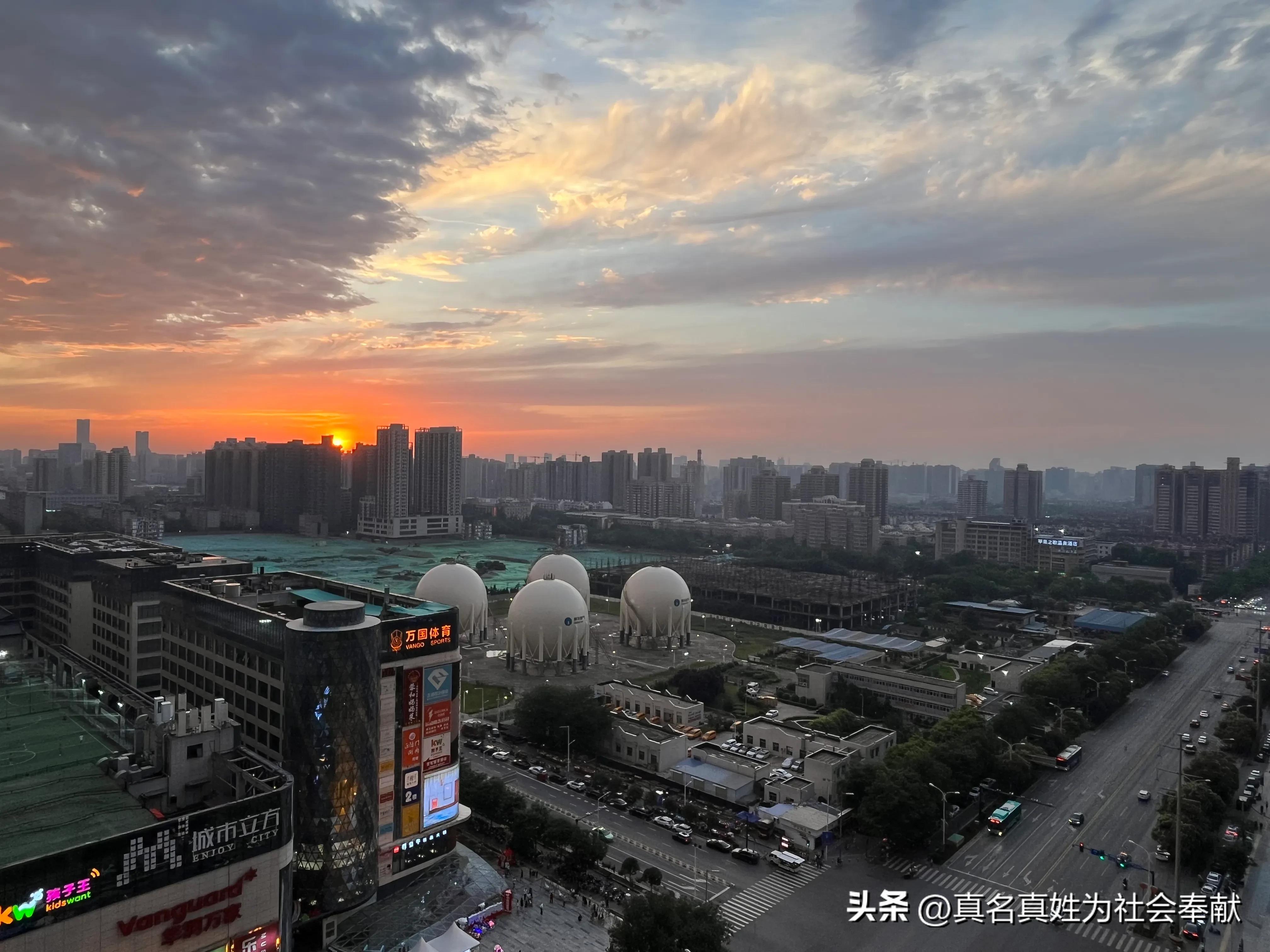 报考医学院校如何选择学校和专业,高考生想报考医学院校有哪些选择