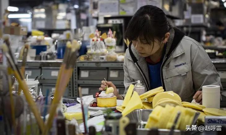 日本的工厂工资比国内高很多,在日本中国企业上班