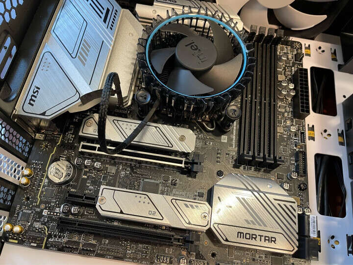 ddr4和ddr5体验差距在哪,ddr4和ddr5哪个更值得入手