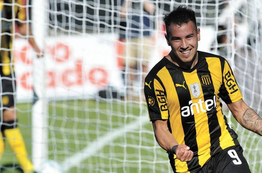 全场23次射门，却1比4惨败，这个乌拉圭豪门有点惨