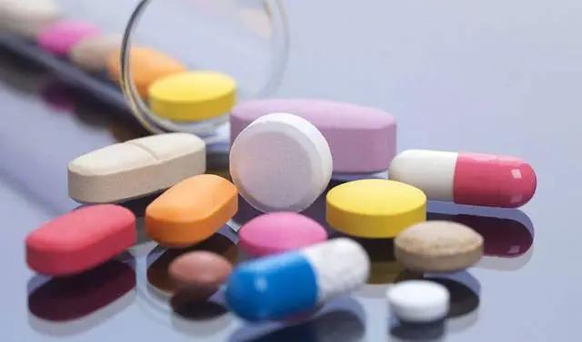 多种感冒药一起吃会中毒吗,女孩混吃感冒药后续