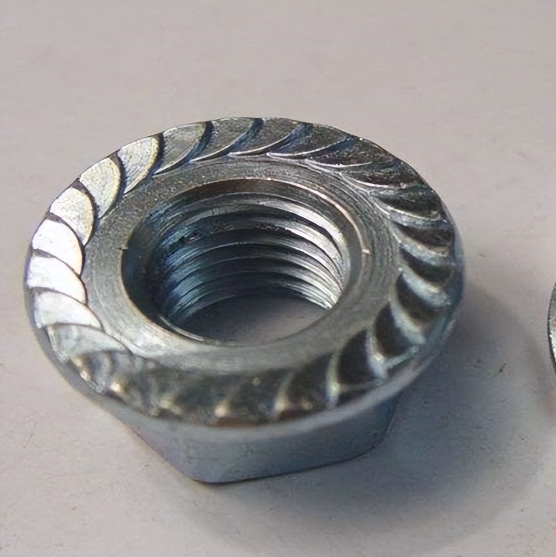 中国高铁真的离不开日本螺母吗,中国高铁使用日本螺母