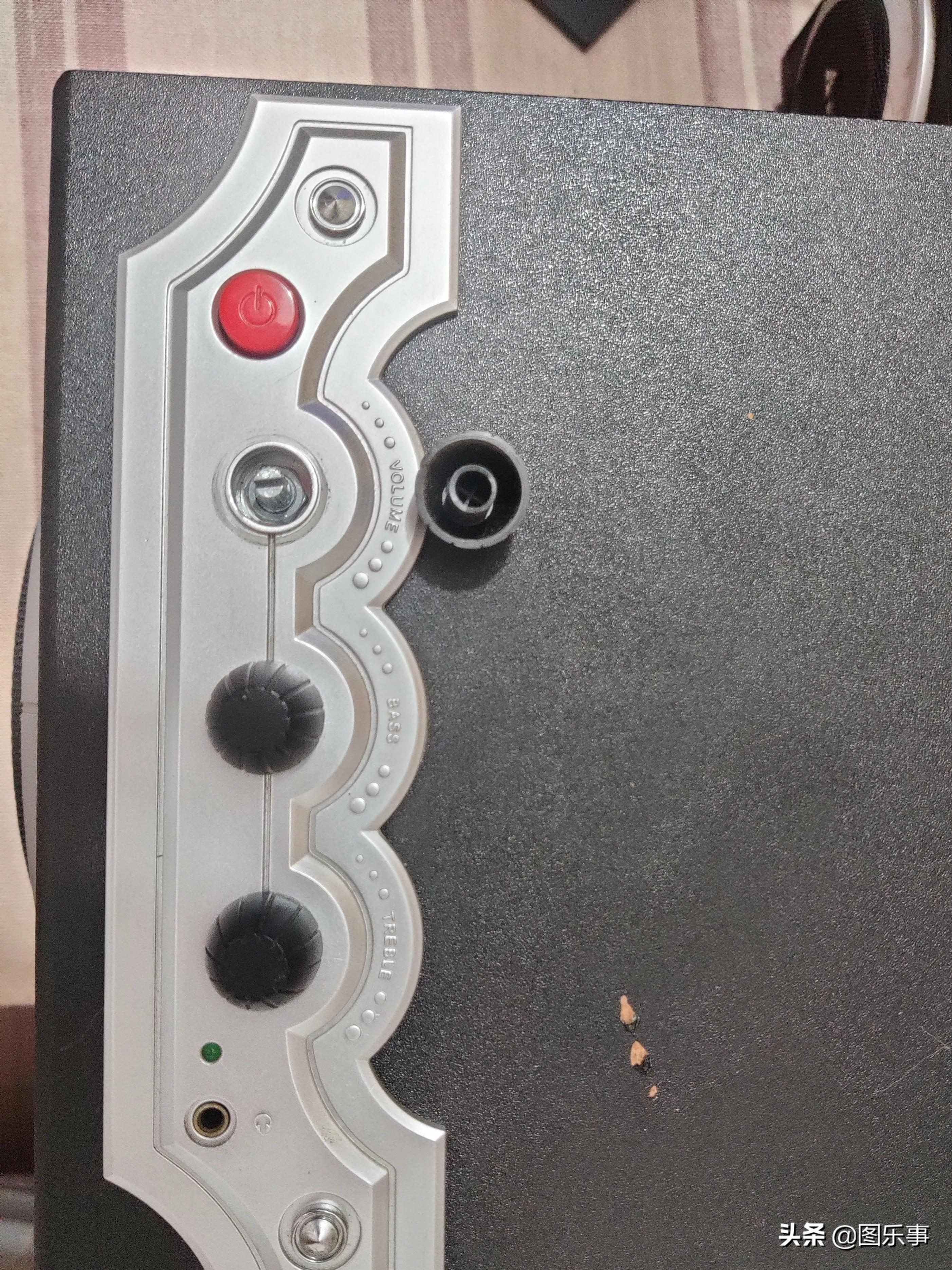 功放音响重音怎么调,功放左右声道音量不一样怎么修