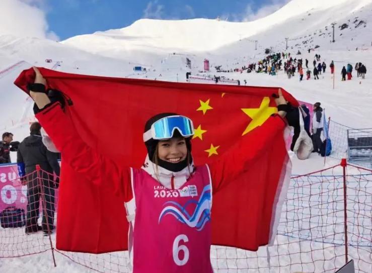 中美混血滑雪冠军谷爱凌,中美混血谷爱凌微博