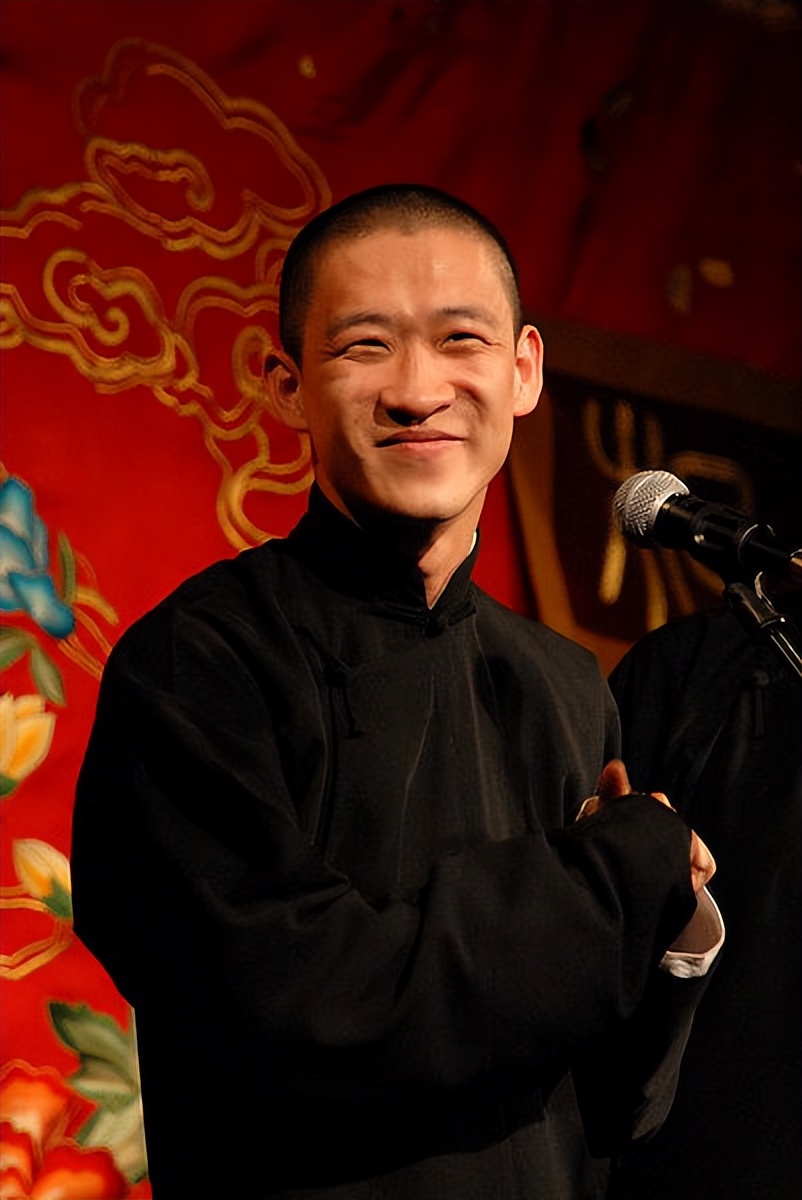 曹云金现在的发展举步维艰,曹云金到底会多少段子