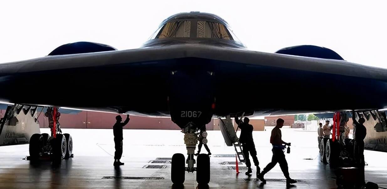 7月6日下午：美国担心！中国若断供矿物锑，美将面临*药弹**停产