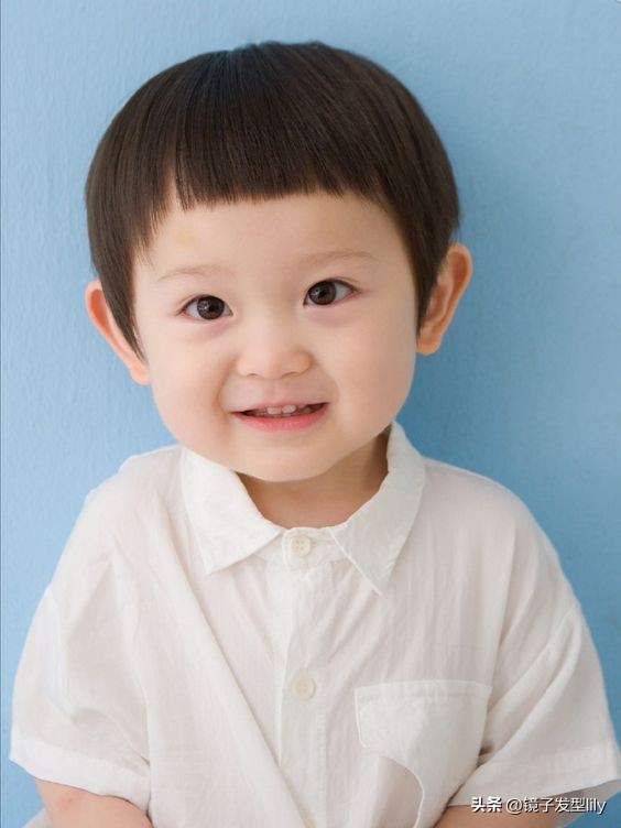 最帅气的小男生发型,如何剪一款帅气小男孩发型