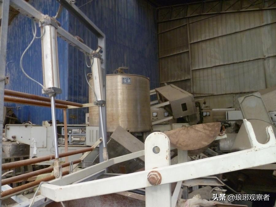 相当少见,200次出价,6月8日临沂一机器设备竞拍激烈