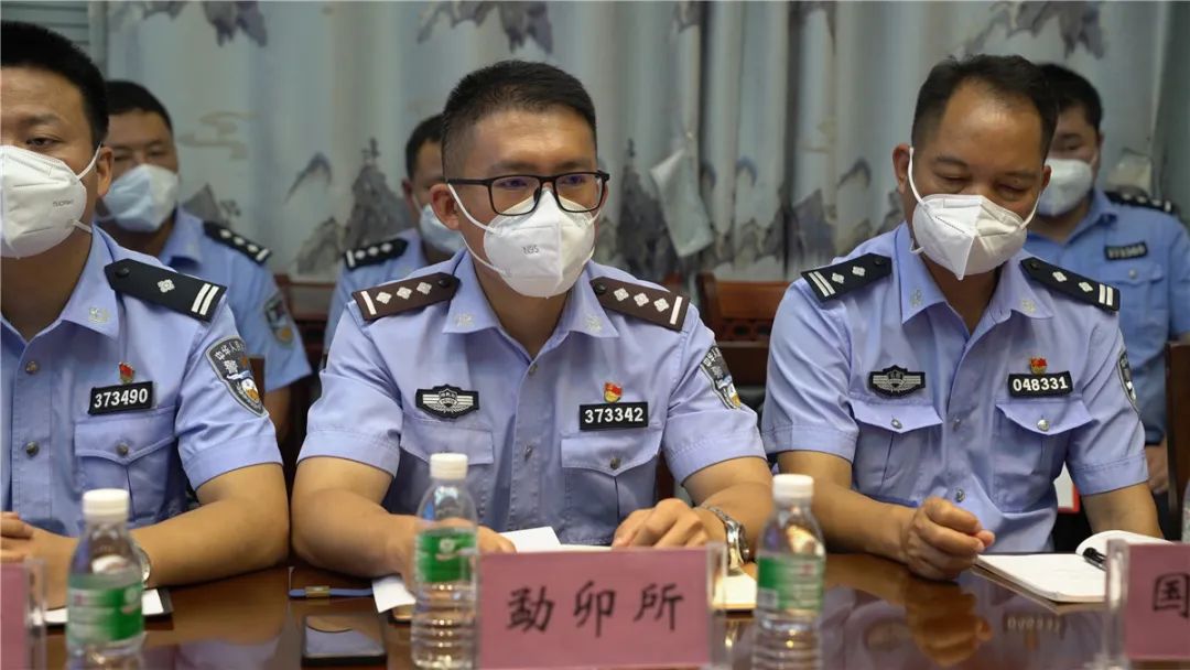 基层派出所召开公安工作会,考察枫桥式派出所创建工作