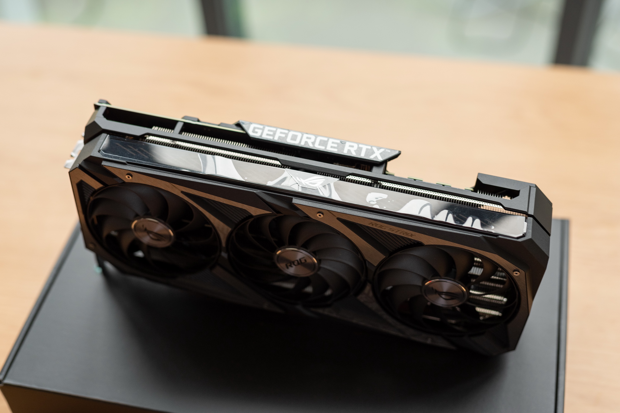 z690hero装win10,海盗船主机780t