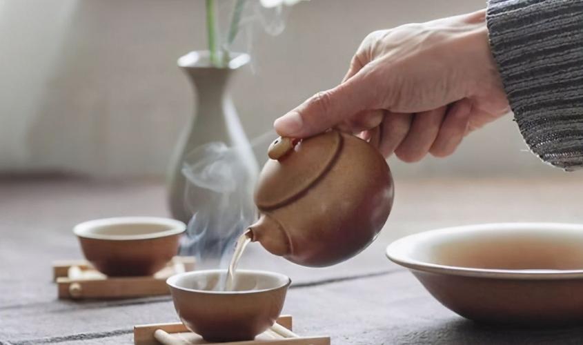 早餐空腹可以吃鸡蛋牛奶吗,早餐空腹可以吃鸡蛋喝牛奶吗