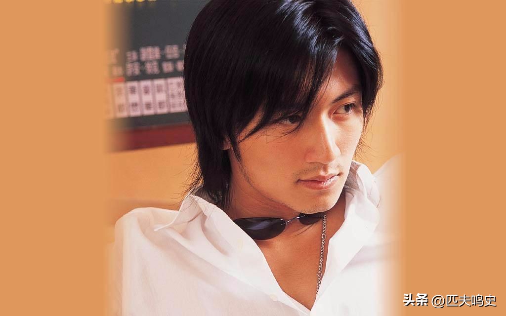 43岁谢霆锋对比43岁陈冠希,陈冠希和谢霆锋皮相骨相