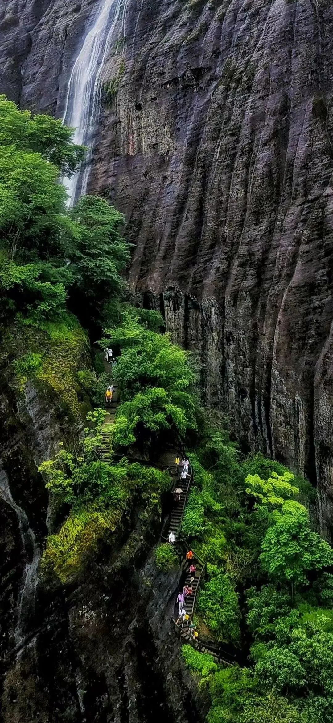 【福建见·闽山闽水物华新】武夷山、鼓浪屿等17个热门景点免门票啦！这个夏天来福建游山玩水吧！