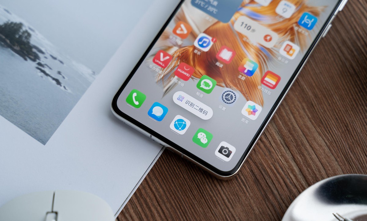 华为鸿蒙3500左右哪一款值得入手,华为鸿蒙mate40pro5g顶配豪华版