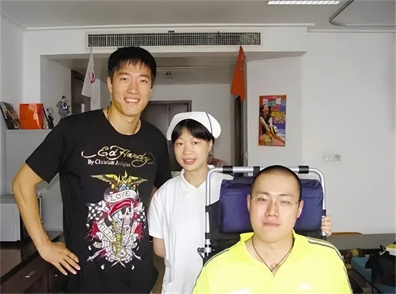 汤淼母亲改嫁的原因,汤淼父亲和母亲离婚了吗