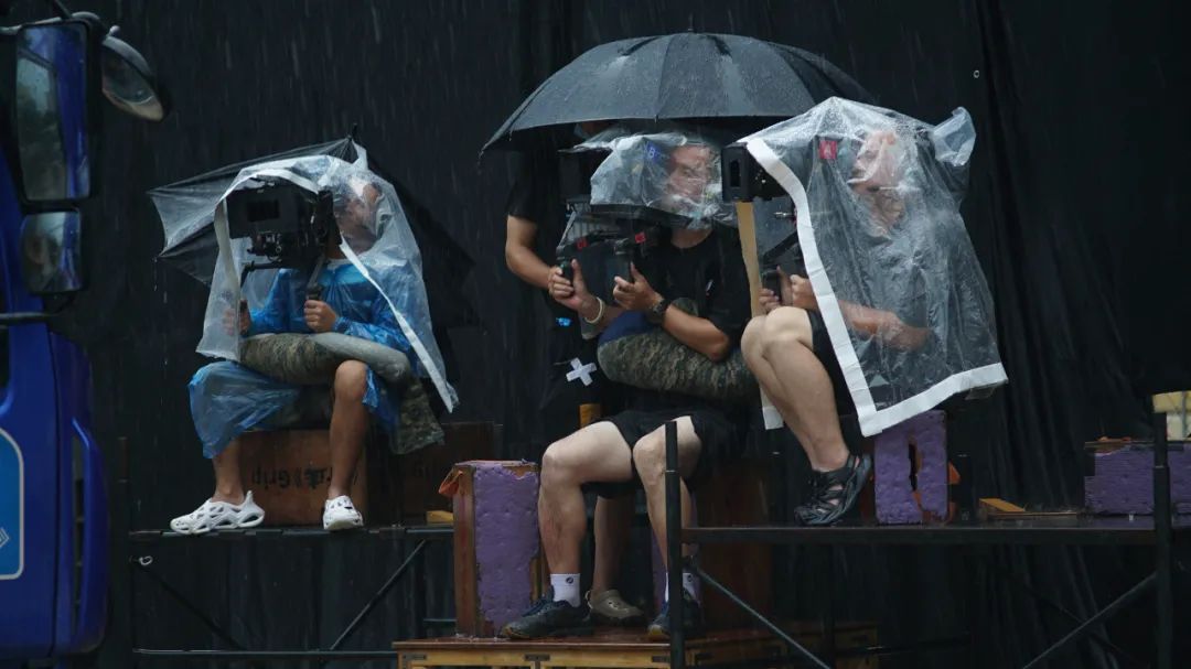 我不是药神和齐霁哪个好看,我不是药神和奇迹笨小孩哪个好看