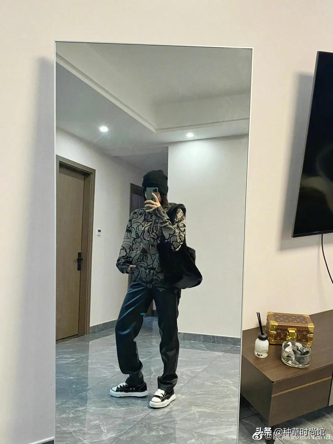 4种不同风格的春季穿搭示范,4种风格20套冬日穿搭照着穿就对了