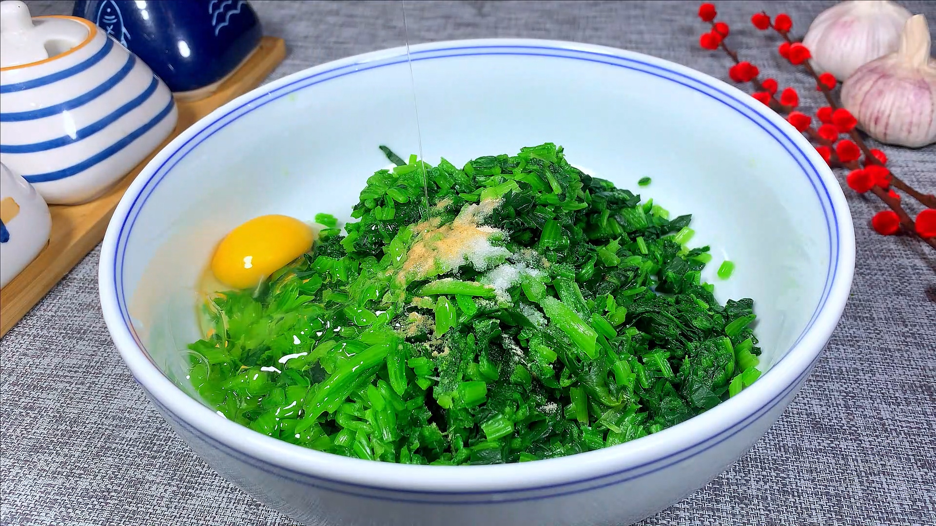 菠菜和什么吃会拉肚子,菠菜肠胃不好的人吃了会拉肚子吗