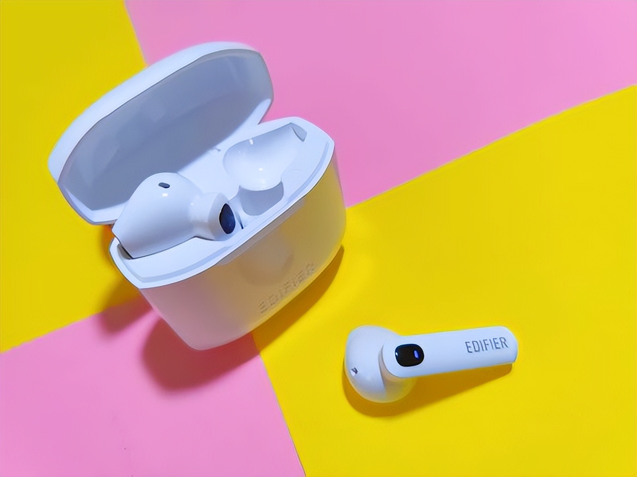 有哪些性价比高的真无线耳机推荐,千元真无线蓝牙运动耳机