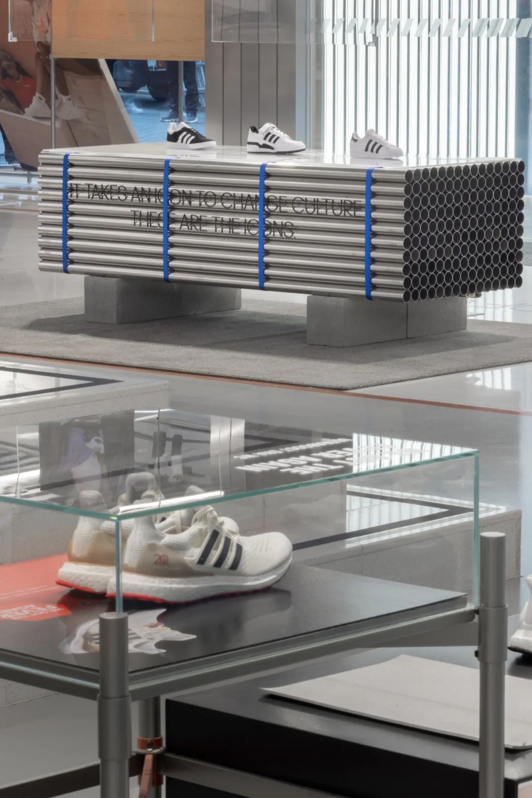 万社设计靠谱吗,首尔adidas旗舰店