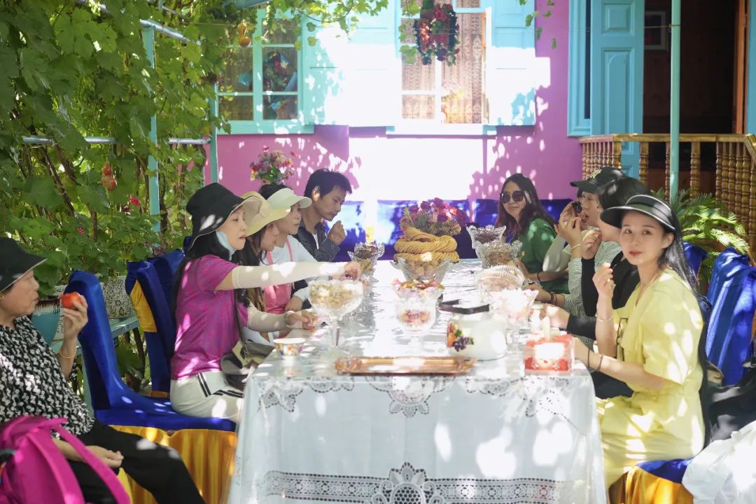 从伊犁出发的南北疆旅游攻略,火爆的新疆游