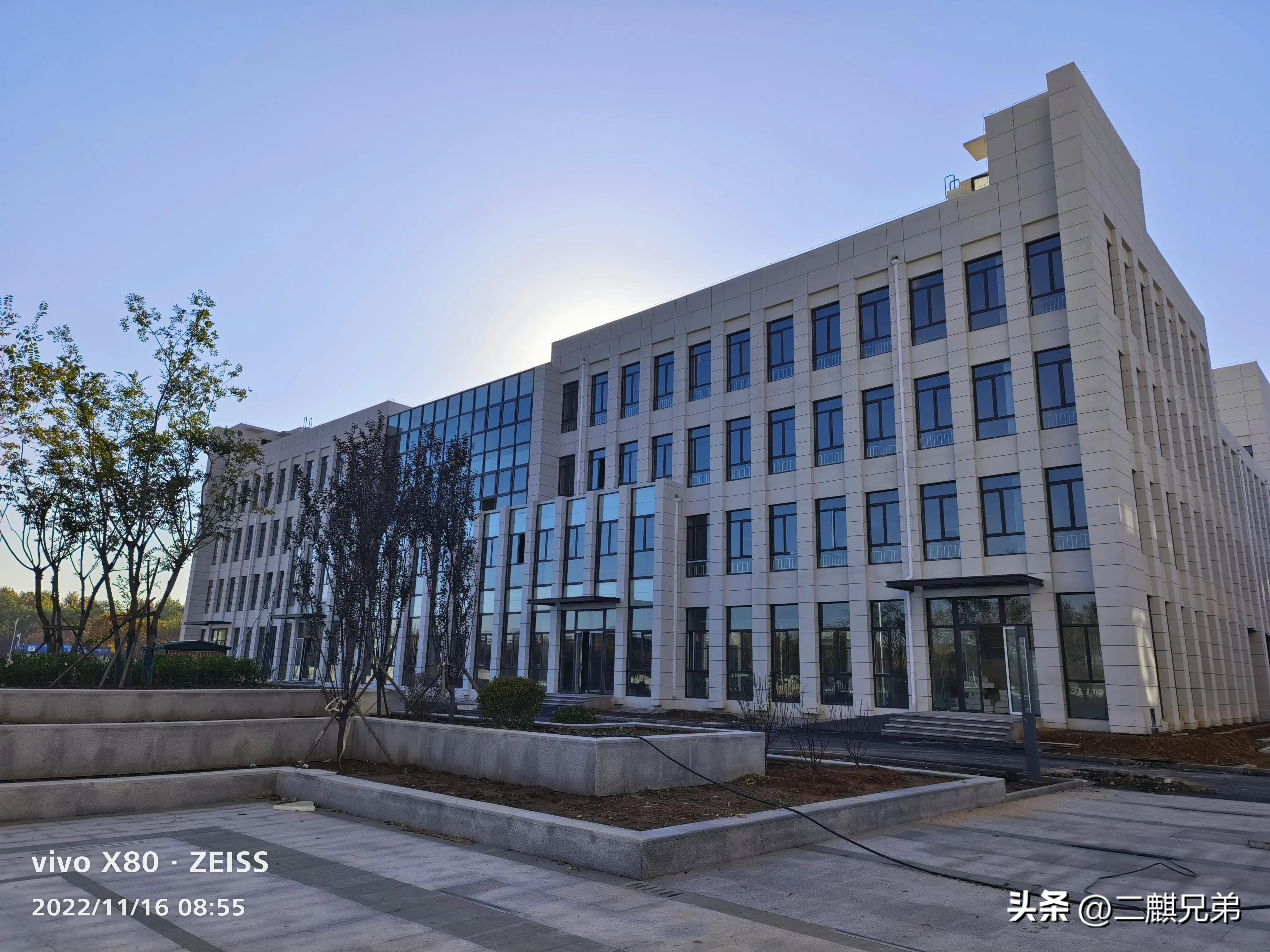 工业厂房如何选择空调,工业园区厂房位置怎么选择