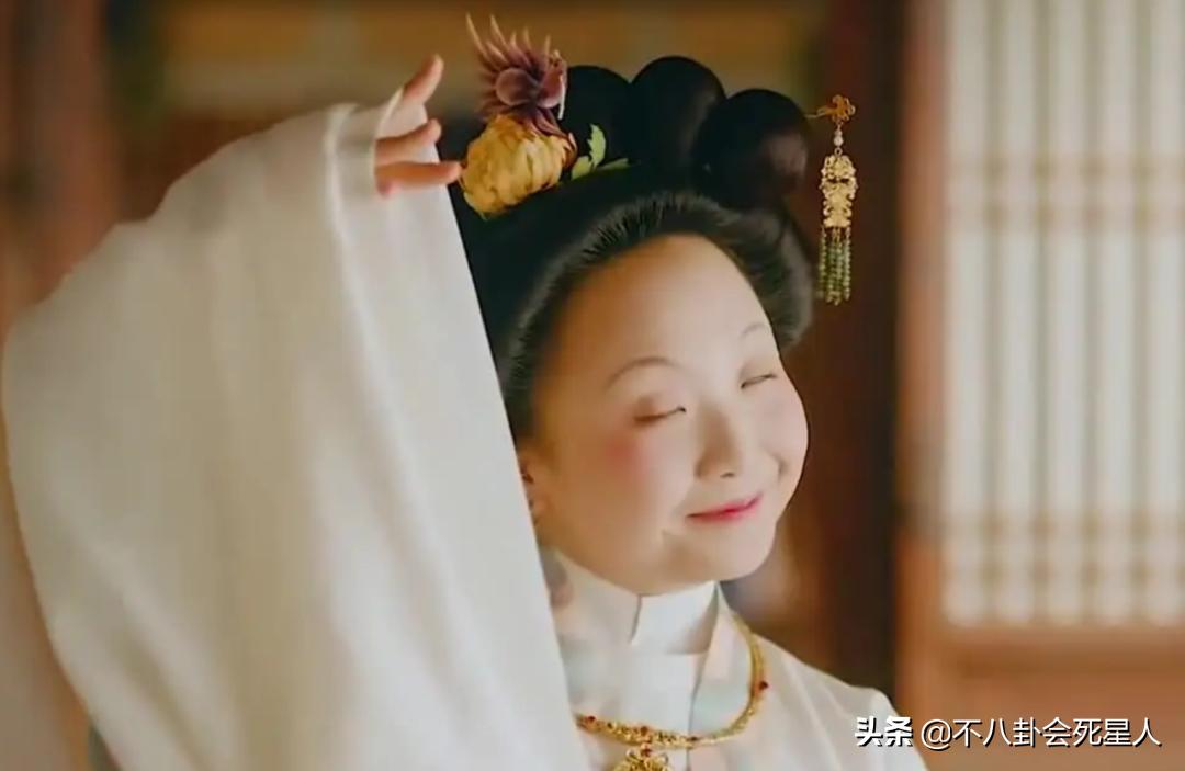 刘亦菲和杨紫谁最好,刘亦菲和杨紫对比照