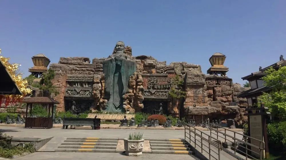 中国淹城,湖塘淹城