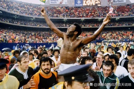 足球每个号位都分别踢哪个位置,足球场上需要爆发力的位置