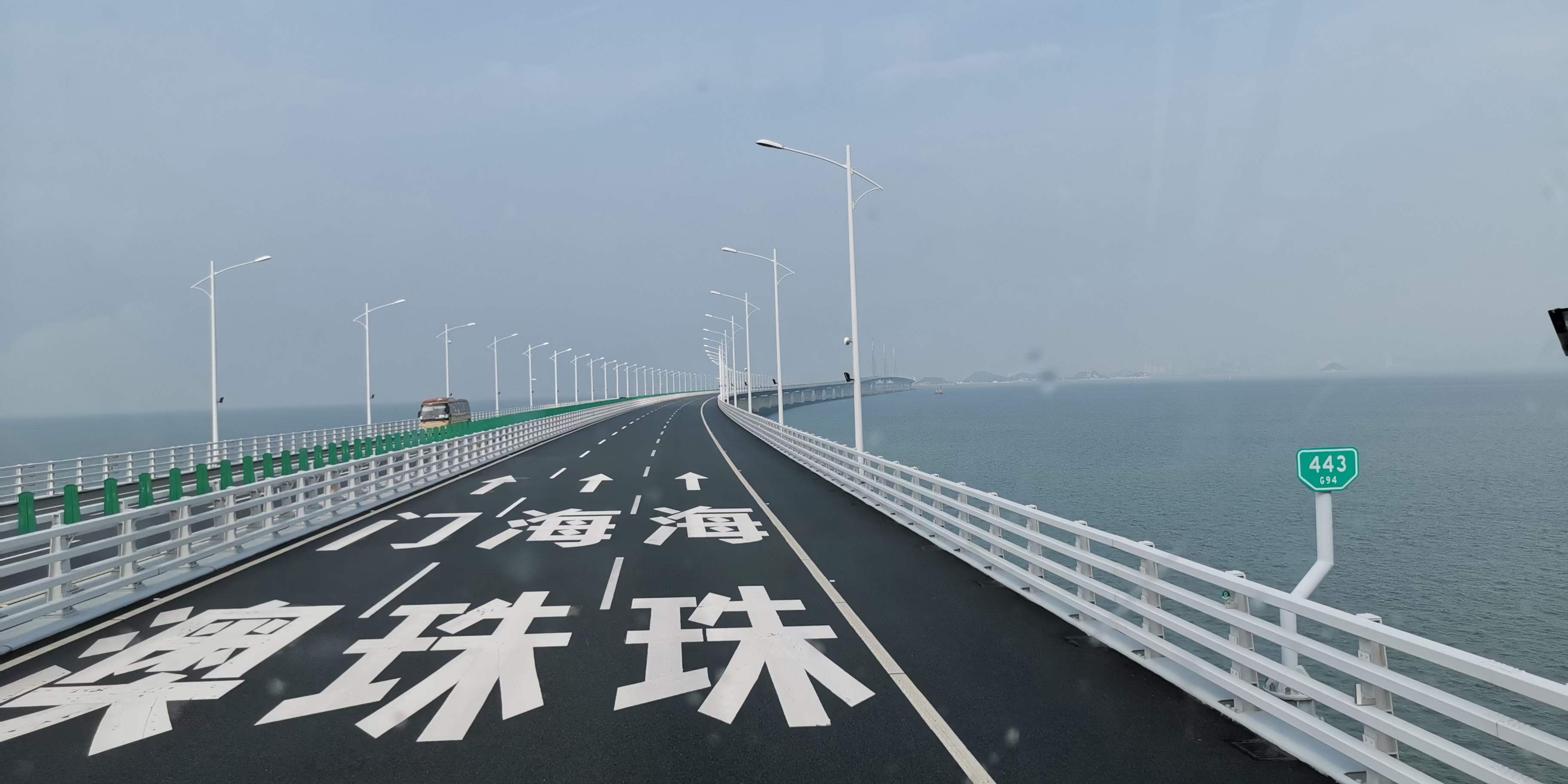 人口老龄化率与人口负增长,人口自然增长率和人口负增长