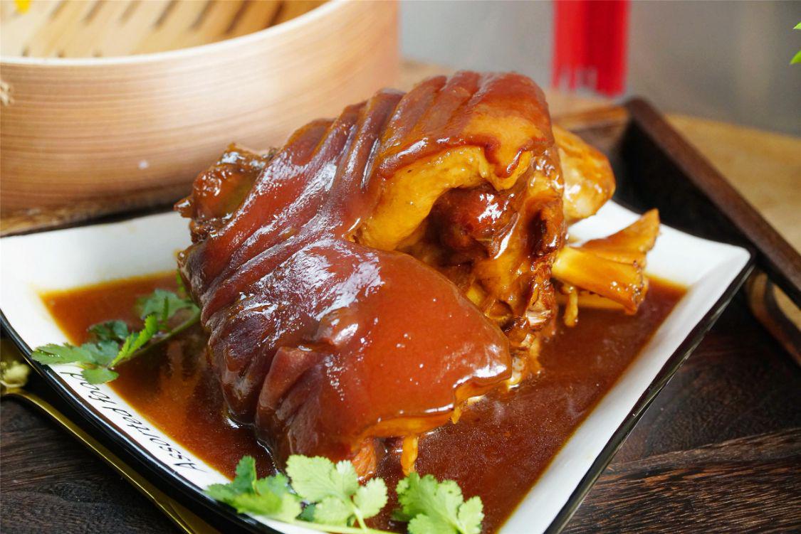 买猪肘前肘好还是后肘子好,猪肘子前肘后肘哪个便宜