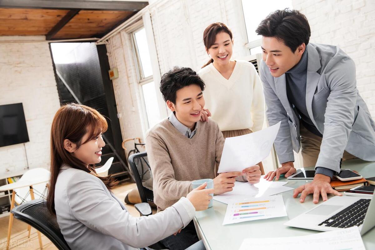 如何把握微信上的职场沟通礼仪,职场微信礼仪套路有哪些